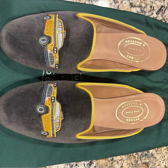 Stubbs & Wootton Shoes - Stubbs & Wootton Gray velvet mule with New York vintage Yellow Taxi